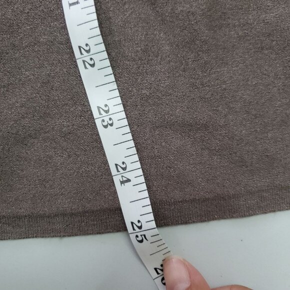 Eileen Fisher Silk, Brown Open Font, Cape, Cardigan. (3 cuts on fabric, hidden) - Picture 13 of 13